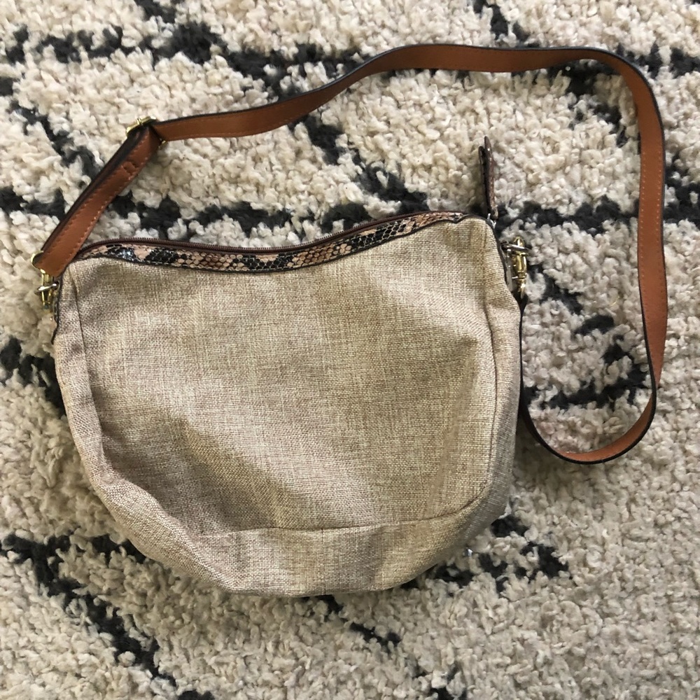 NWOT London’s Fog Crossbody Bag